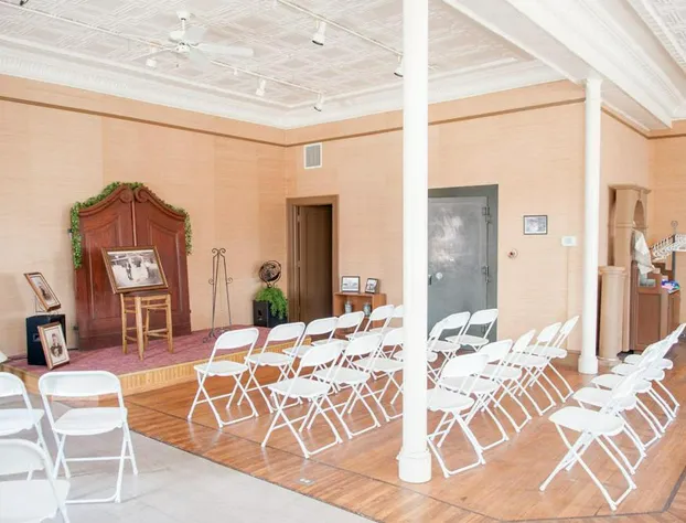 The Historic Wolf Hotel hotel detail image 1