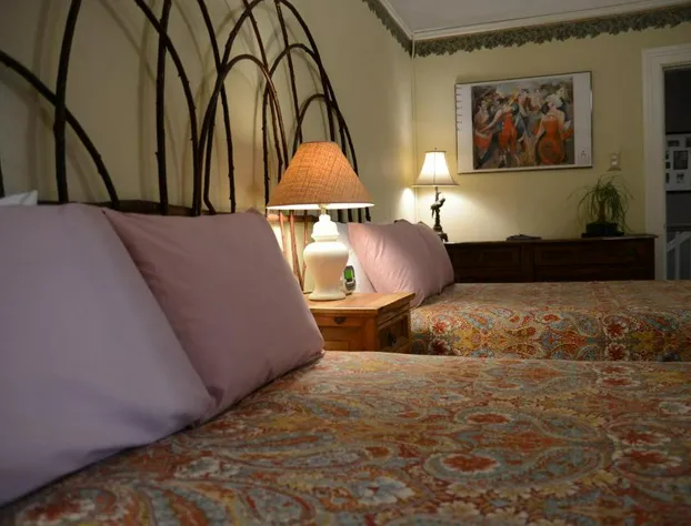 Willows Inn hotel detail image 2