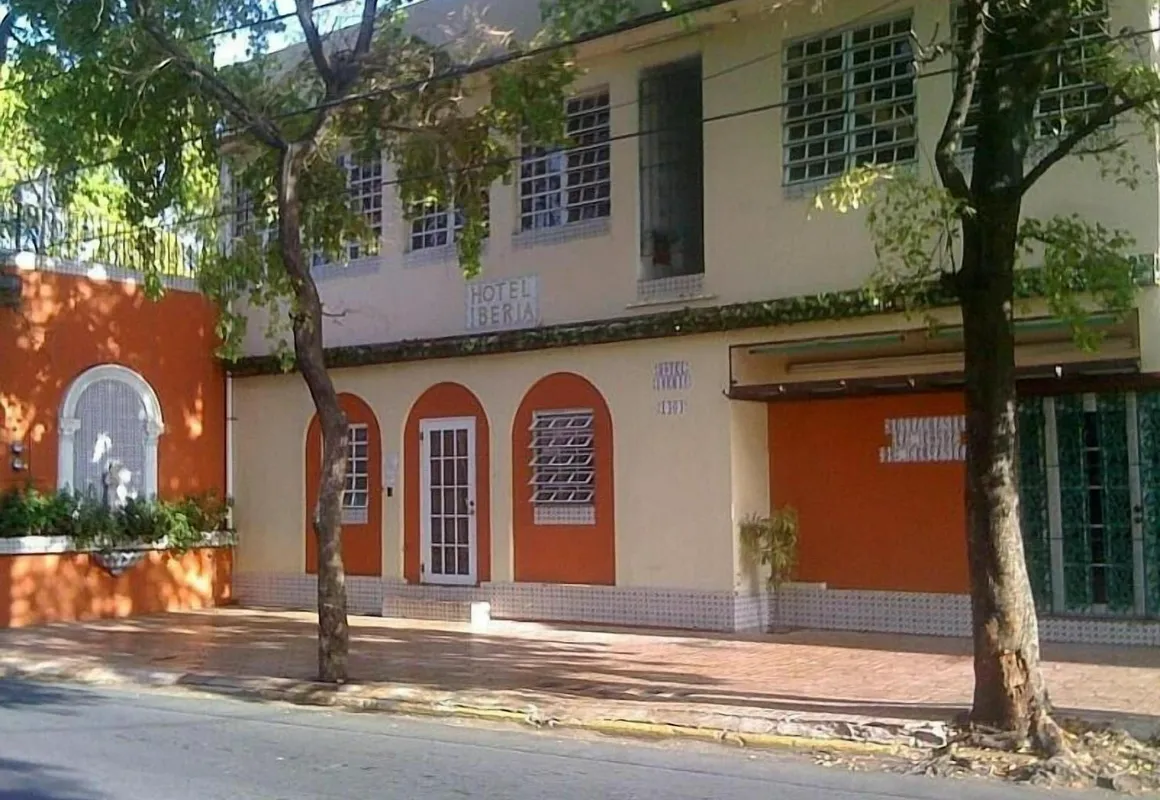 Hotel Iberia hotel hero