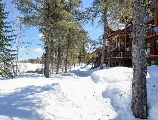 Les Condos du Lac Taureau hotel detail image 2