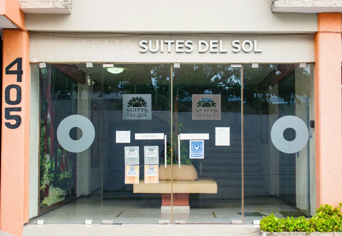 Suites del Sol hotel hero