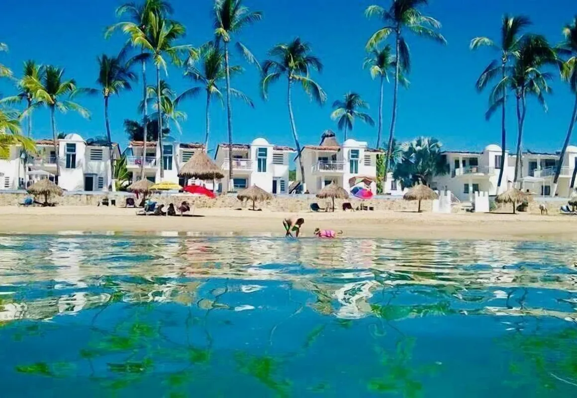 Bungalows Princess hotel hero