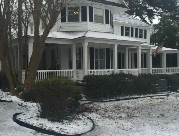 Huffman House hotel detail image 3