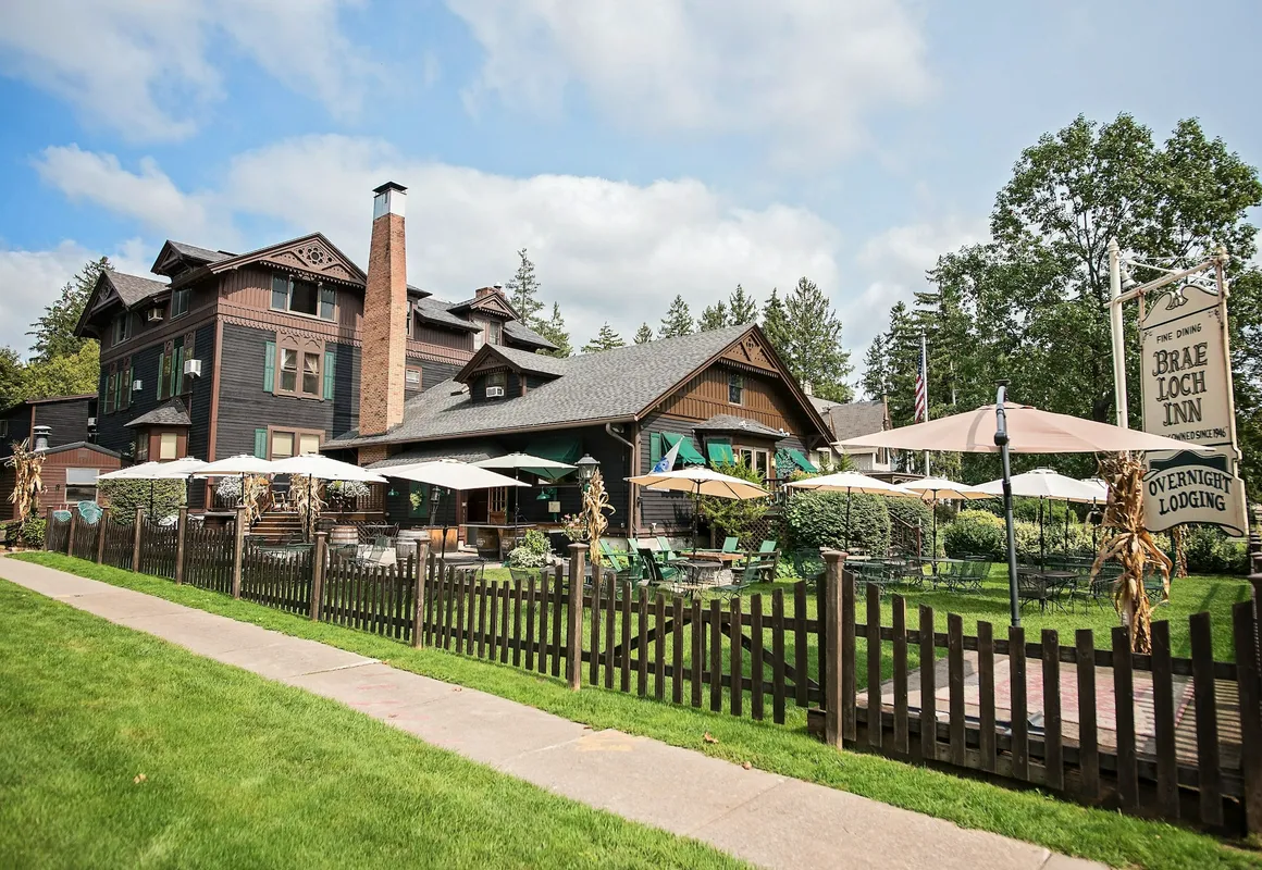 Brae Loch Inn hotel hero