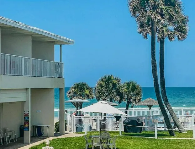 Ocean Court Beachfront Hotel hotel detail image 3