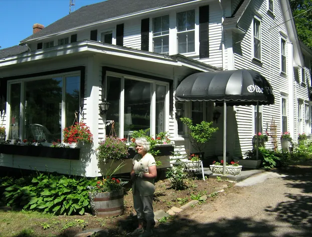 The Olde Village Inn hotel detail image 1