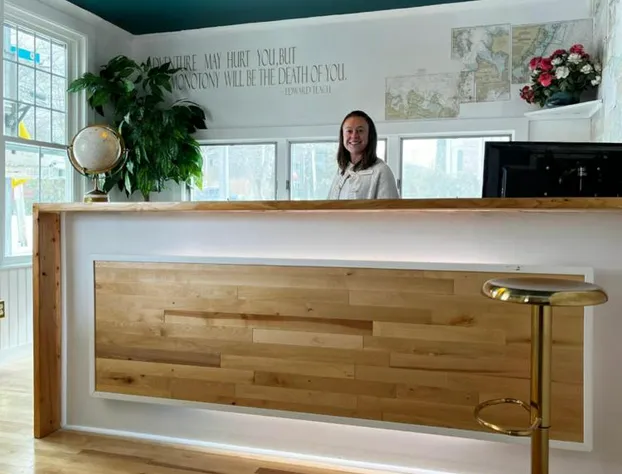 Queen Anne's Revenge hotel detail image 2