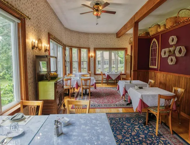 Rockwell Falls Inn and Wine Bar hotel detail image 3