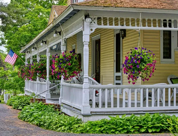 Rockwell Falls Inn and Wine Bar hotel detail image 3