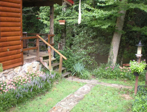 Buffalo Creek Bed & Breakfast hotel detail image 1