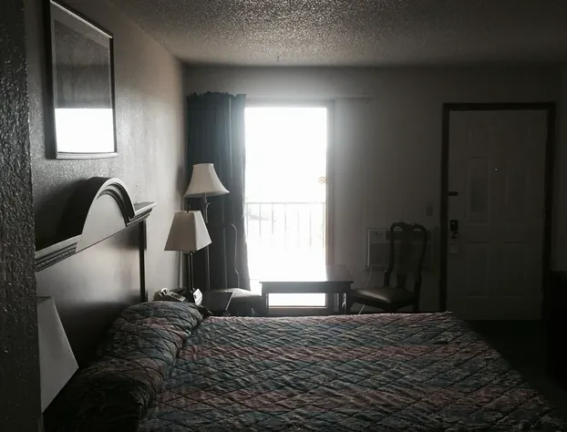 Country Inn Bolivar hotel detail image 1