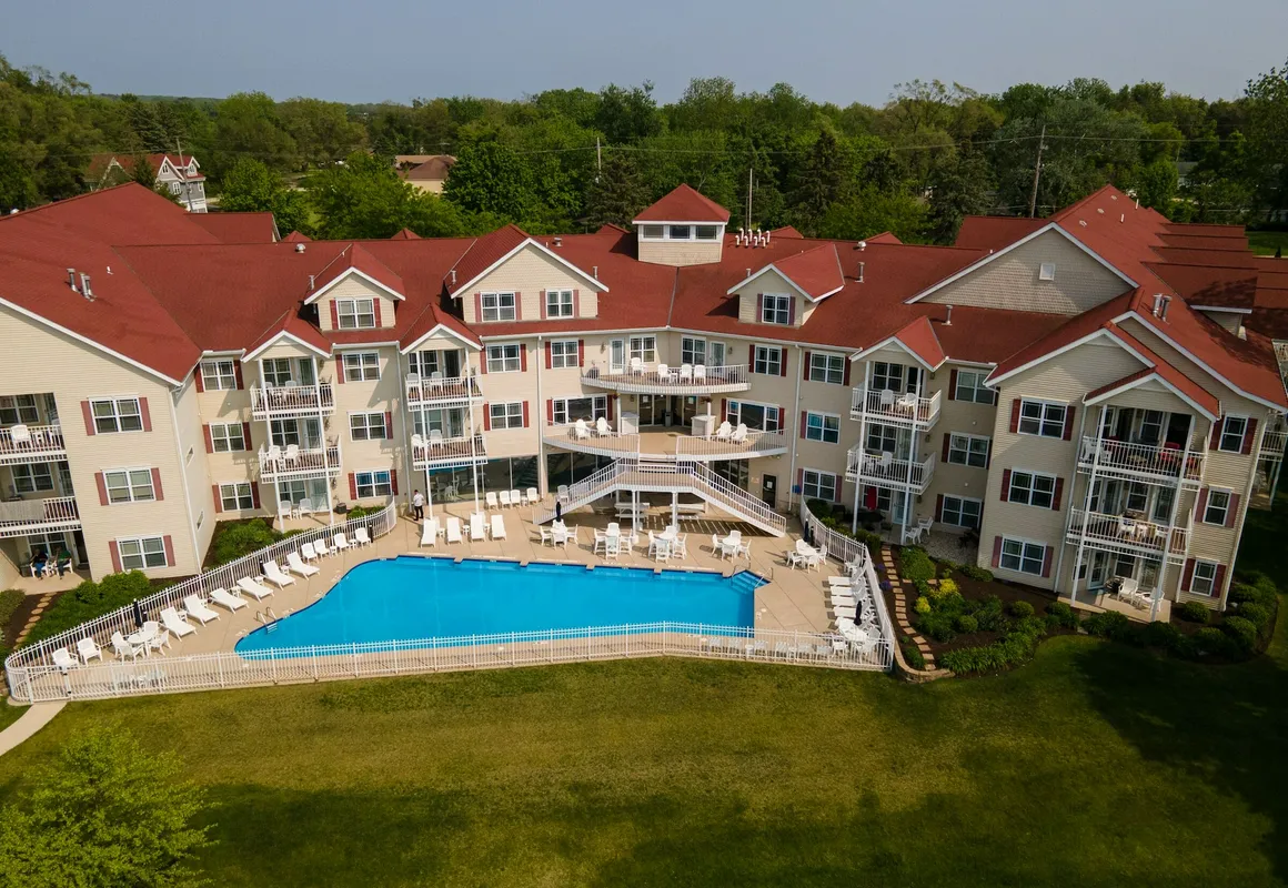 Delavan Lake Resort hotel hero