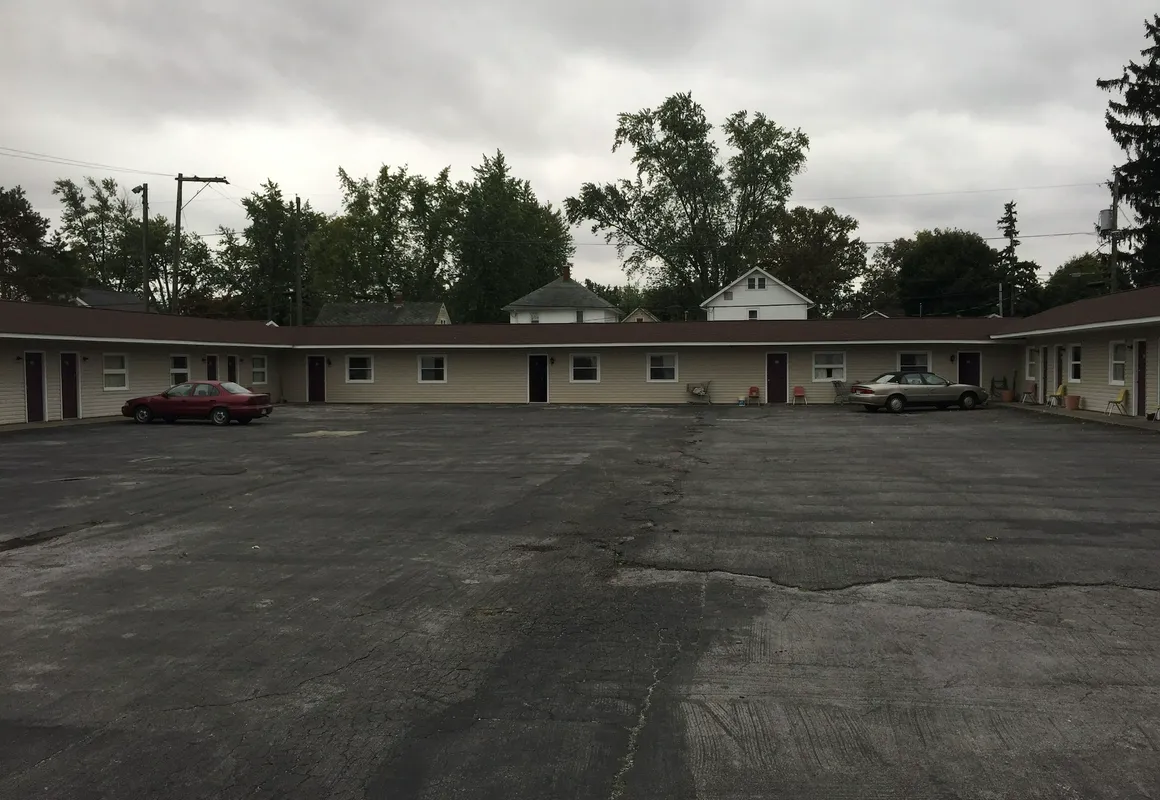 Double A Motel hotel hero