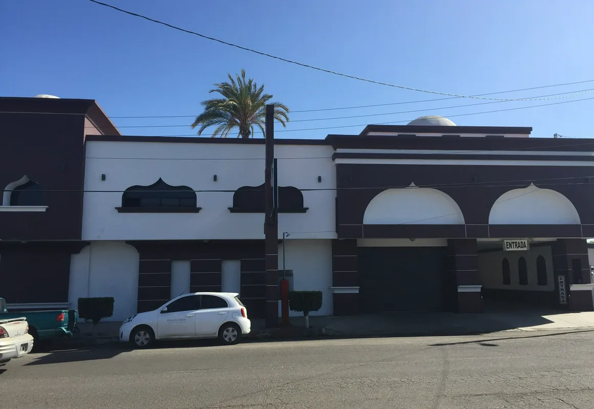 Hotel Sahara hotel hero