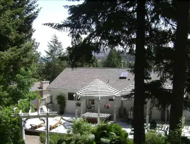 Alexandria House Bed & Breakfast hotel detail image 2