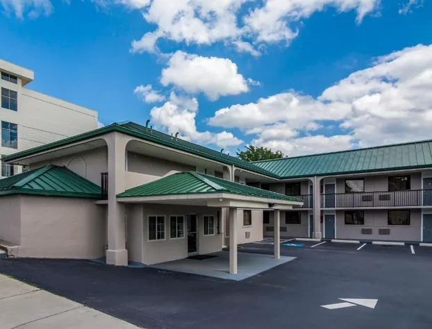 Townhouse Inn hotel detail image 3