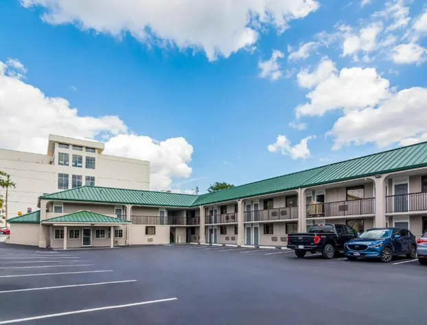 Townhouse Inn hotel detail image 2