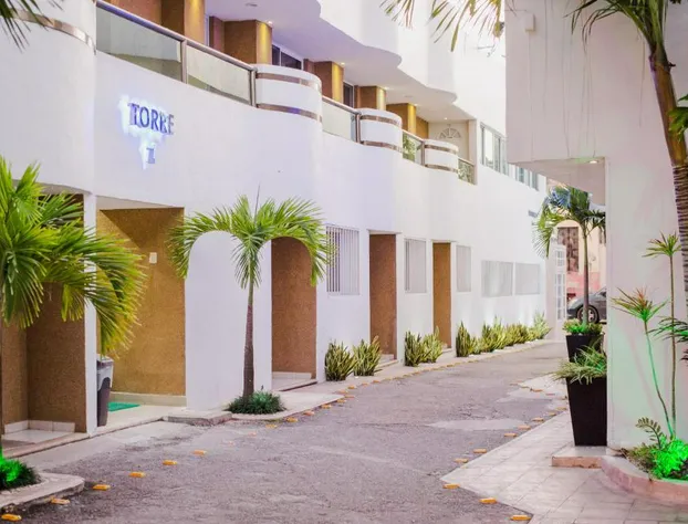 Hotel & Suites Country hotel detail image 1