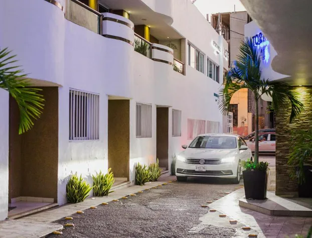 Hotel & Suites Country hotel detail image 3