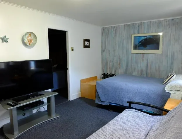 The Tides Inn hotel detail image 4