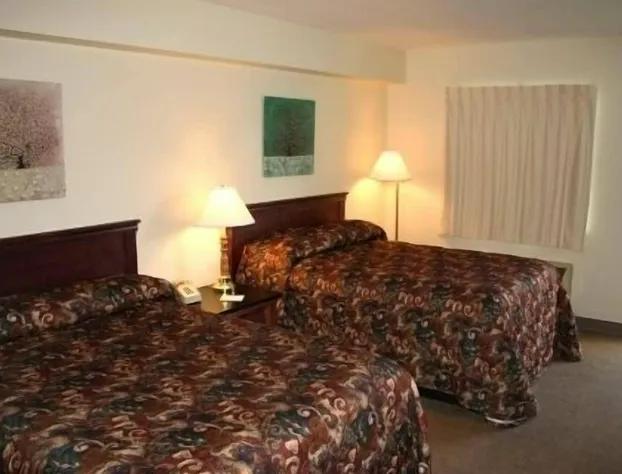 The Holiday Motel & Restaurant hotel detail image 1