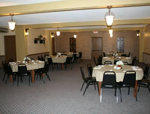 The Holiday Motel & Restaurant hotel detail image 4