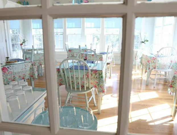 An English Garden Bed & Breakfast hotel detail image 2