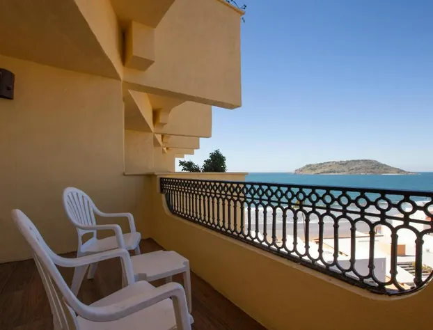 Royal Villas Resort hotel detail image 2