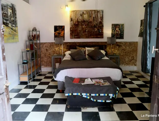 La Pantera Negra Gallery and B&B hotel detail image 3