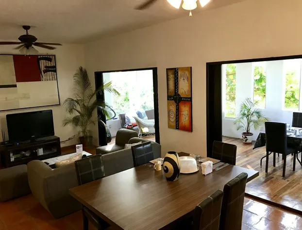 Embarcadero Maya B&B hotel detail image 4