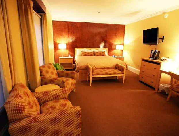 Washington Place Bistro & Inn hotel detail image 1