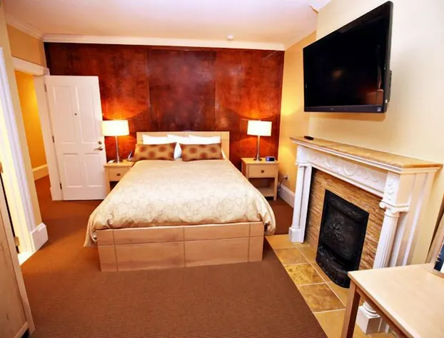 Washington Place Bistro & Inn hotel detail image 3