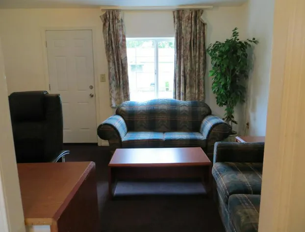 Madison Suites Motel hotel detail image 4