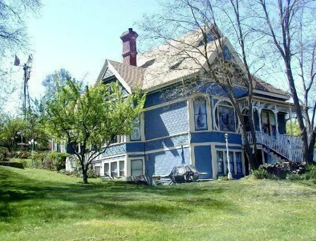 Robins Nest Bed & Breakfast hotel detail image 4