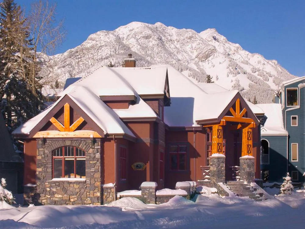 Buffaloberry B&B hotel hero