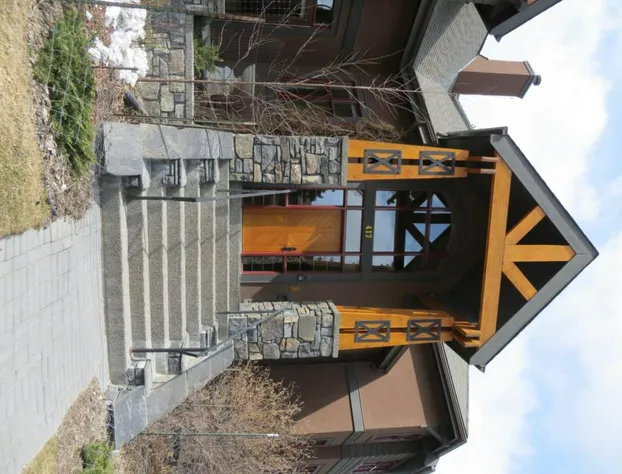 Buffaloberry B&B hotel detail image 2