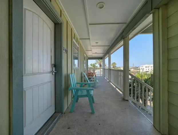 Seashell Village Resort near the beach with kitchens hotel detail image 4