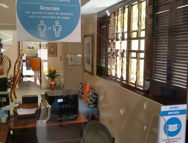 El Canario Lagoon Hotel hotel detail image 2