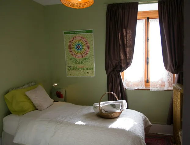 Au Croissant de Lune hotel detail image 2