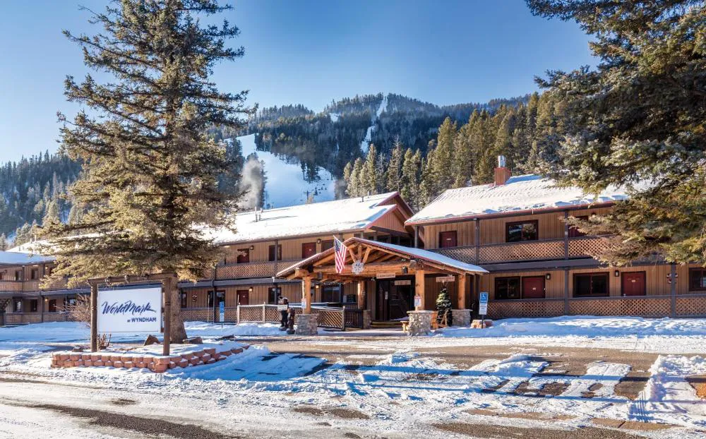 WorldMark Red River hotel hero