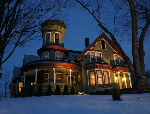 Maplecroft Bed & Breakfast hotel detail image 1