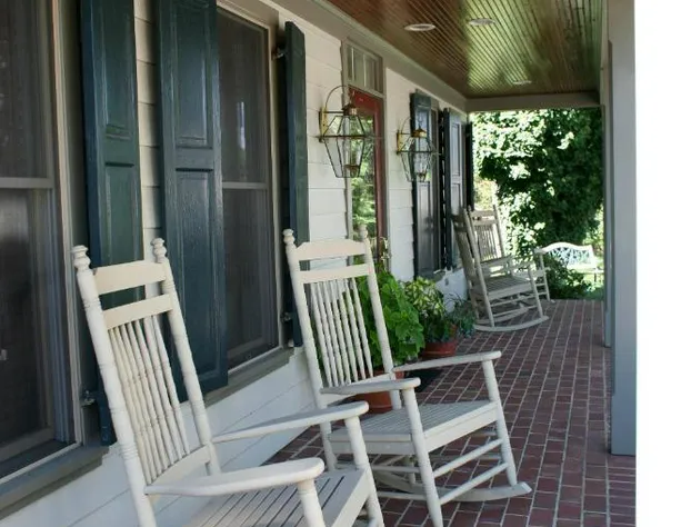 Bird In Hand Village Inn & Suites hotel detail image 4