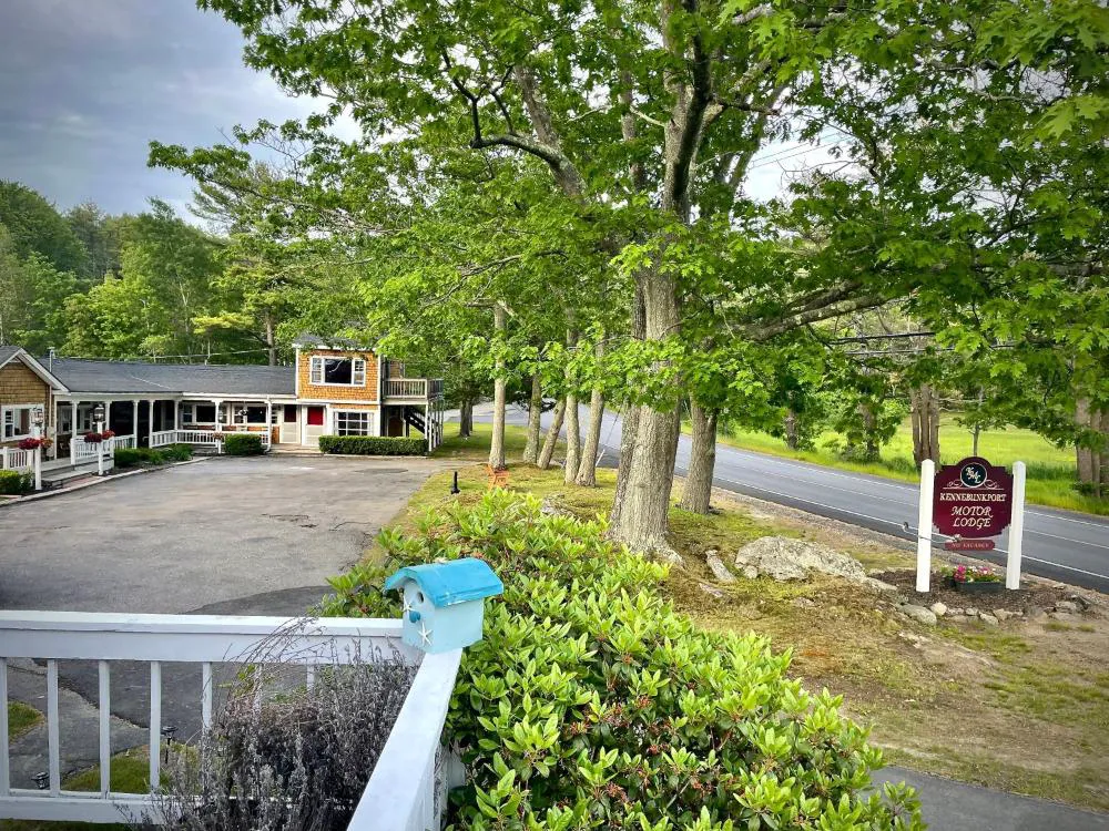 Kennebunkport Motor Lodge hotel hero