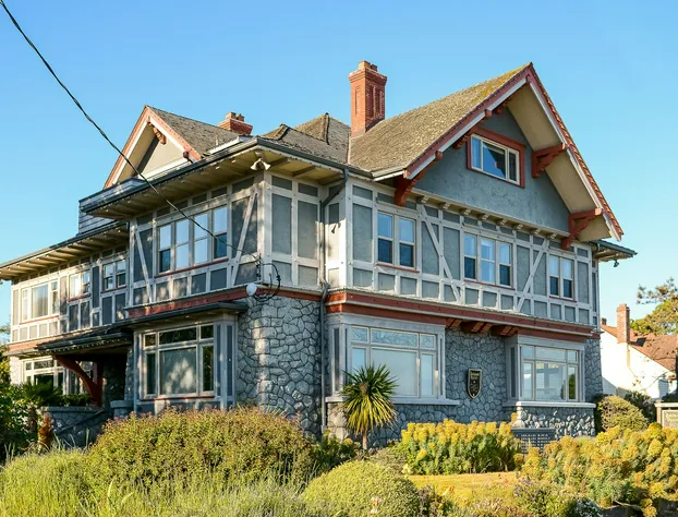 Dashwood Manor Seaside Bed & Breakfast hotel detail image 1