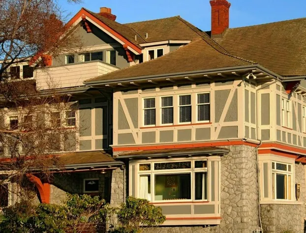 Dashwood Manor Seaside Bed & Breakfast hotel detail image 4