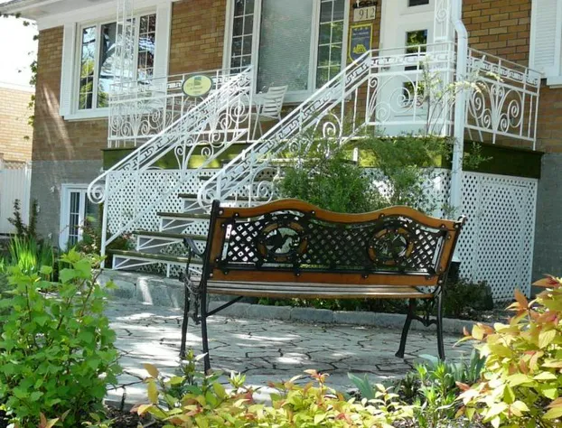 B&B La Bedondaine hotel detail image 2