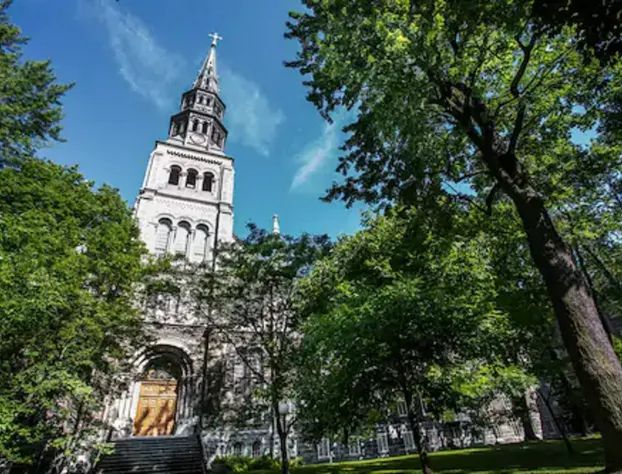 Residence Grey Nuns by Concordia University hotel detail image 2