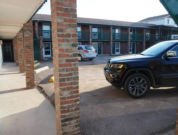 Airways Motel hotel detail image 3