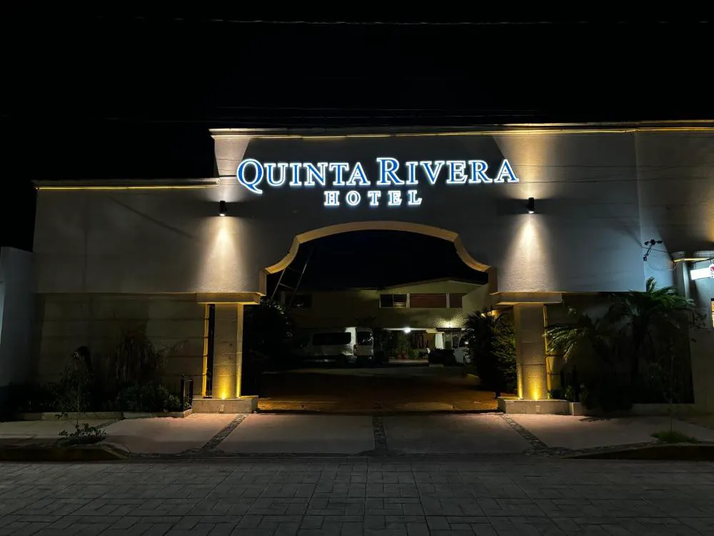 Quinta Rivera hotel hero