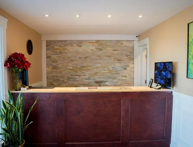 Midway Motel hotel detail image 2